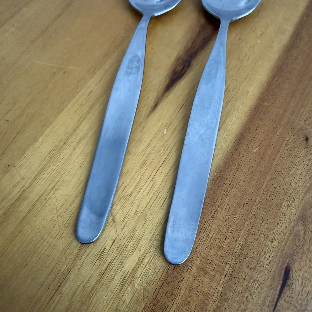 Stainless Steel Made In Taiwan Lot Of 2 Silver Spoons Replacement Kitchen Dining